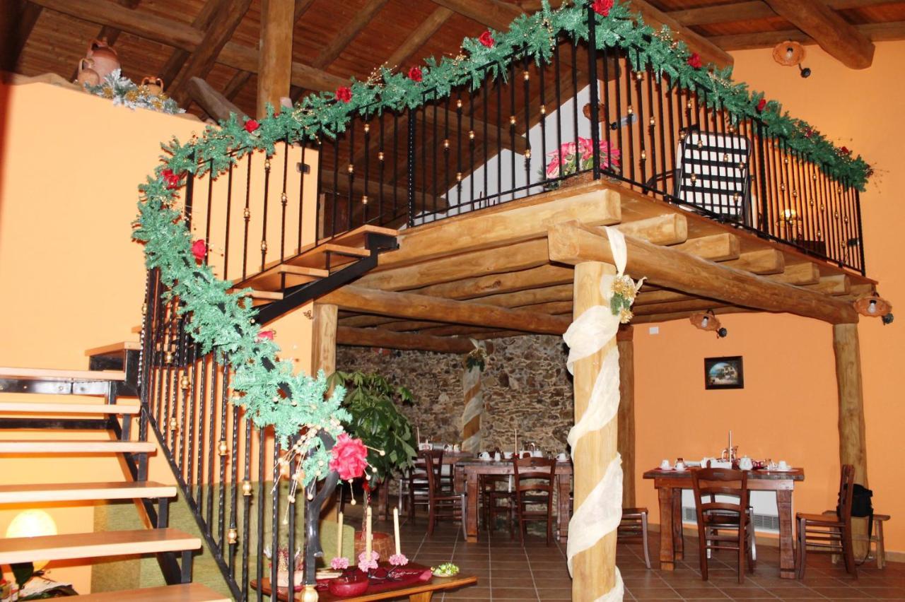 Antico Casale Bed & Breakfast Gioiosa Marea Ngoại thất bức ảnh