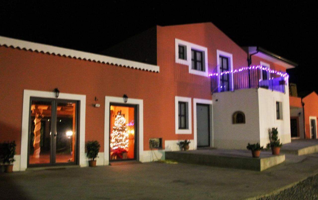 Antico Casale Bed & Breakfast Gioiosa Marea Ngoại thất bức ảnh