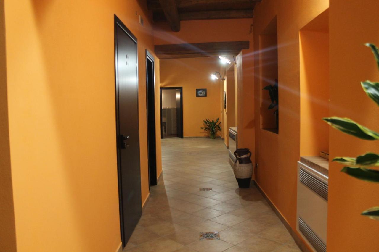 Antico Casale Bed & Breakfast Gioiosa Marea Ngoại thất bức ảnh