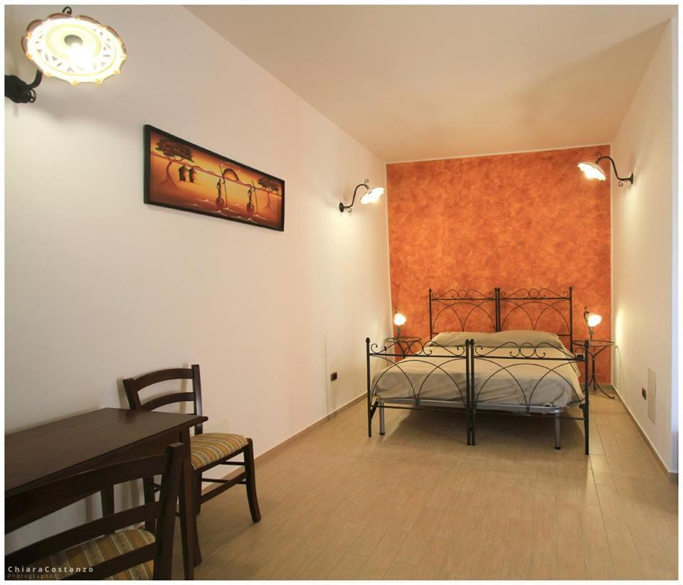 Antico Casale Bed & Breakfast Gioiosa Marea Ngoại thất bức ảnh