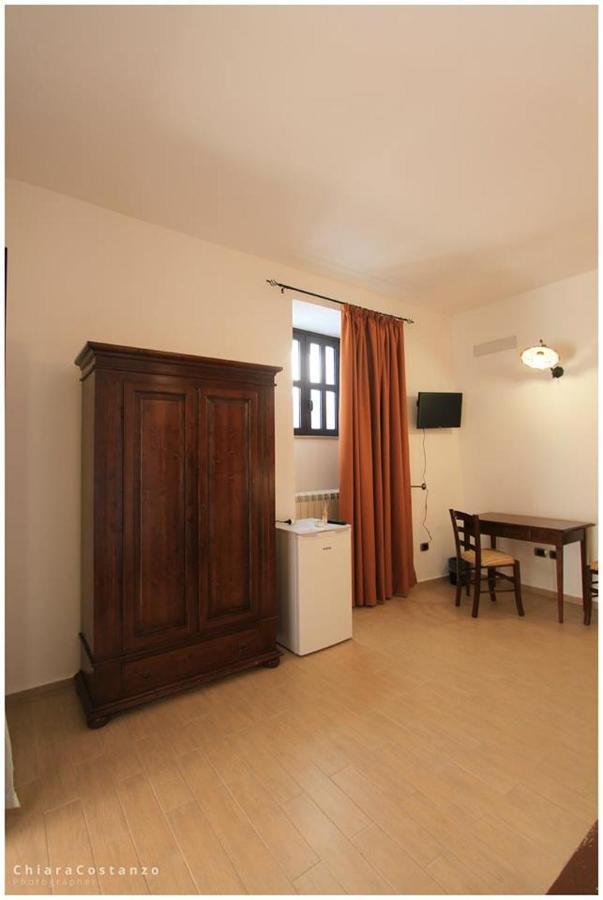 Antico Casale Bed & Breakfast Gioiosa Marea Ngoại thất bức ảnh